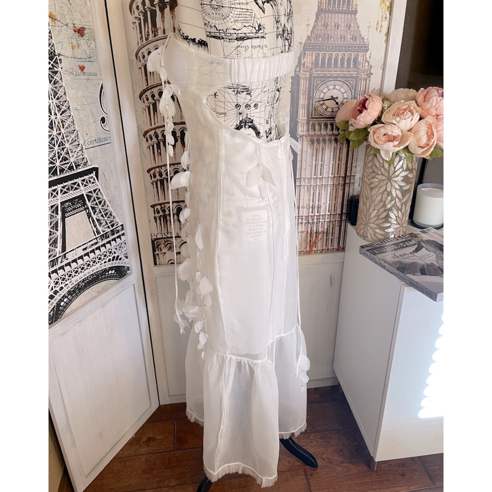 Botanics & Petals Luxury Maxi Dress In Summer White+Gold Droplets+Drop Petals - Picture 7 of 16